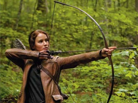 Business Insider ha posteado un nuevo still de Jennifer Lawrence como Katniss Everdeen en “Los Juegos del Hambre” :D 